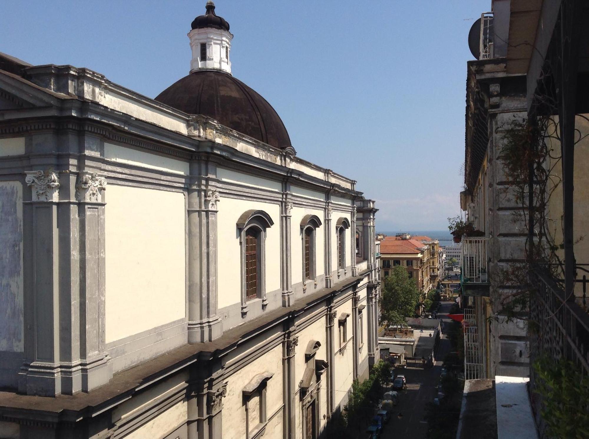 مبيت وإفطار نابولي Terrazza Duomo المظهر الخارجي الصورة